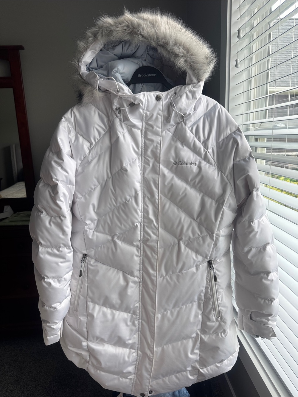 Columbia Women's White Quilted Hooded Puffer Jacket